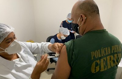 Seris já imunizou mais de 1 mil servidores contra a Covid-19