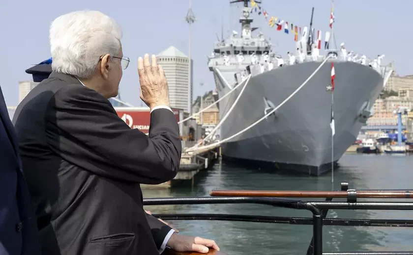 Navio italiano Vespucci conclui volta ao mundo após 2 anos