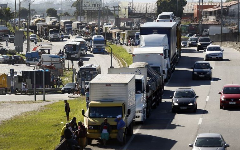 .Dia Nacional do Caminhoneiro lembra importância da categoria