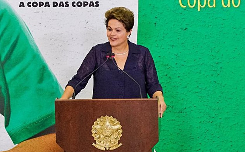 Brasil venceu os principais obstáculos rumo à Copa, diz Dilma Rousseff em pronunciamento