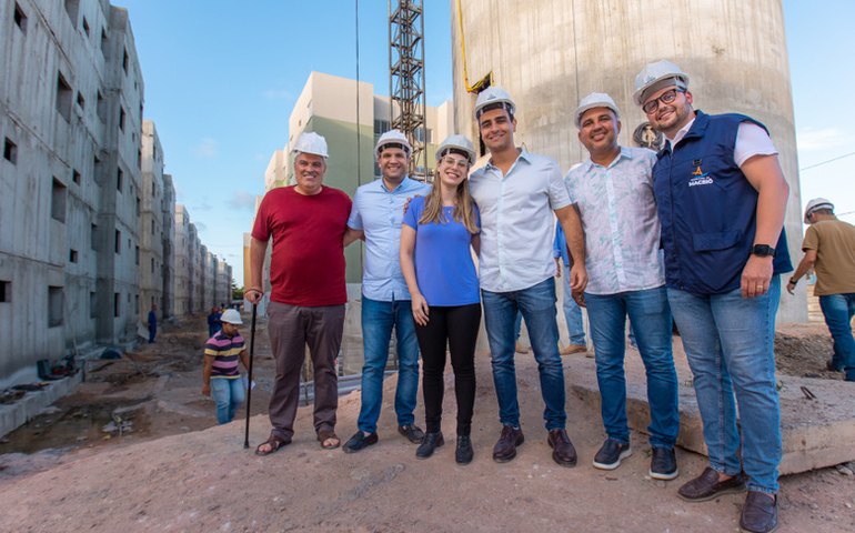 Prefeito JHC visita Parque da Lagoa, obra que está mudando a Orla Lagunar