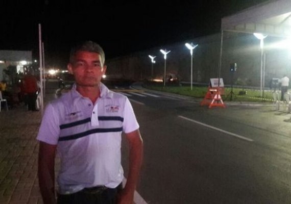 Governo entrega 2 km de asfalto recuperado em Teotonio Vilela