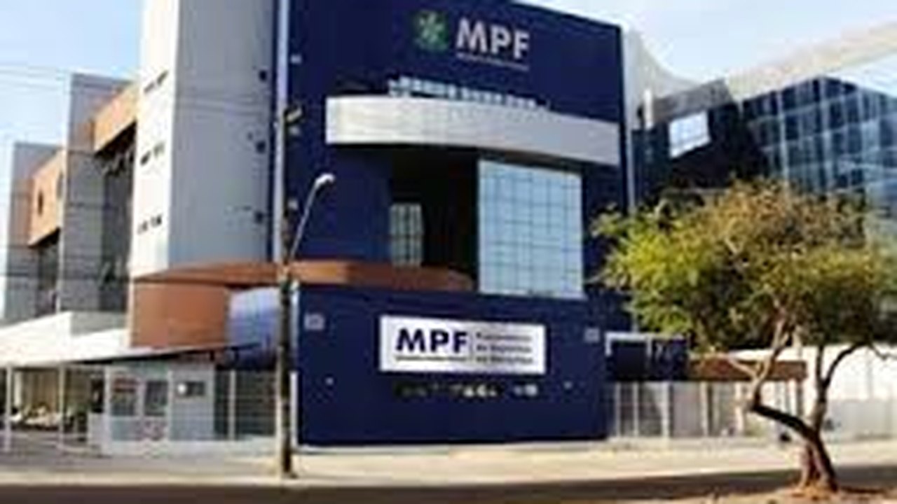 Cade encaminha representação do MPF à SG para abertura de inquérito contra teles