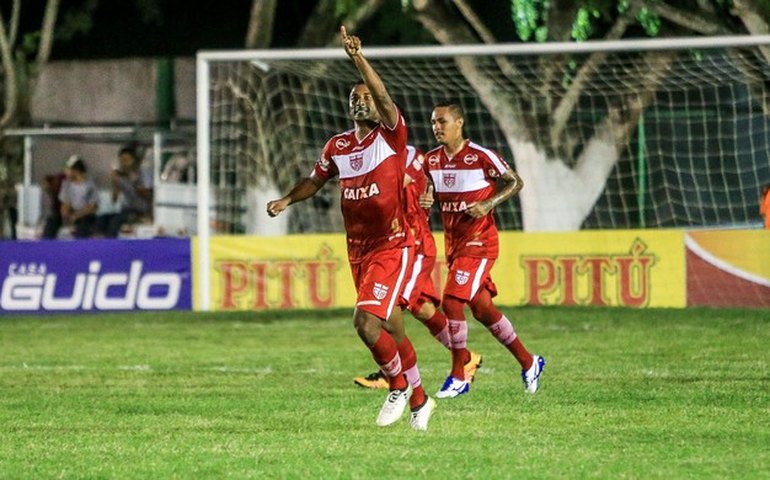 Animado, Elias queria colocar CRB no Fantástico: &#8220;Pena não ser domingo&#8221;