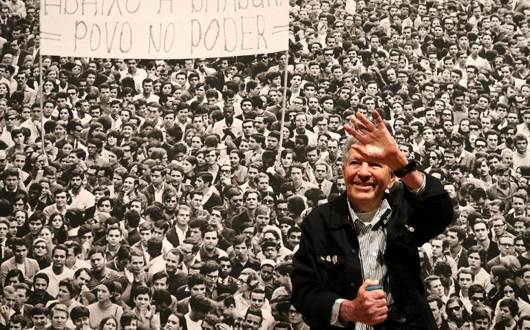 Morre o fotógrafo Evandro Teixeira, autor de fotos históricas do país