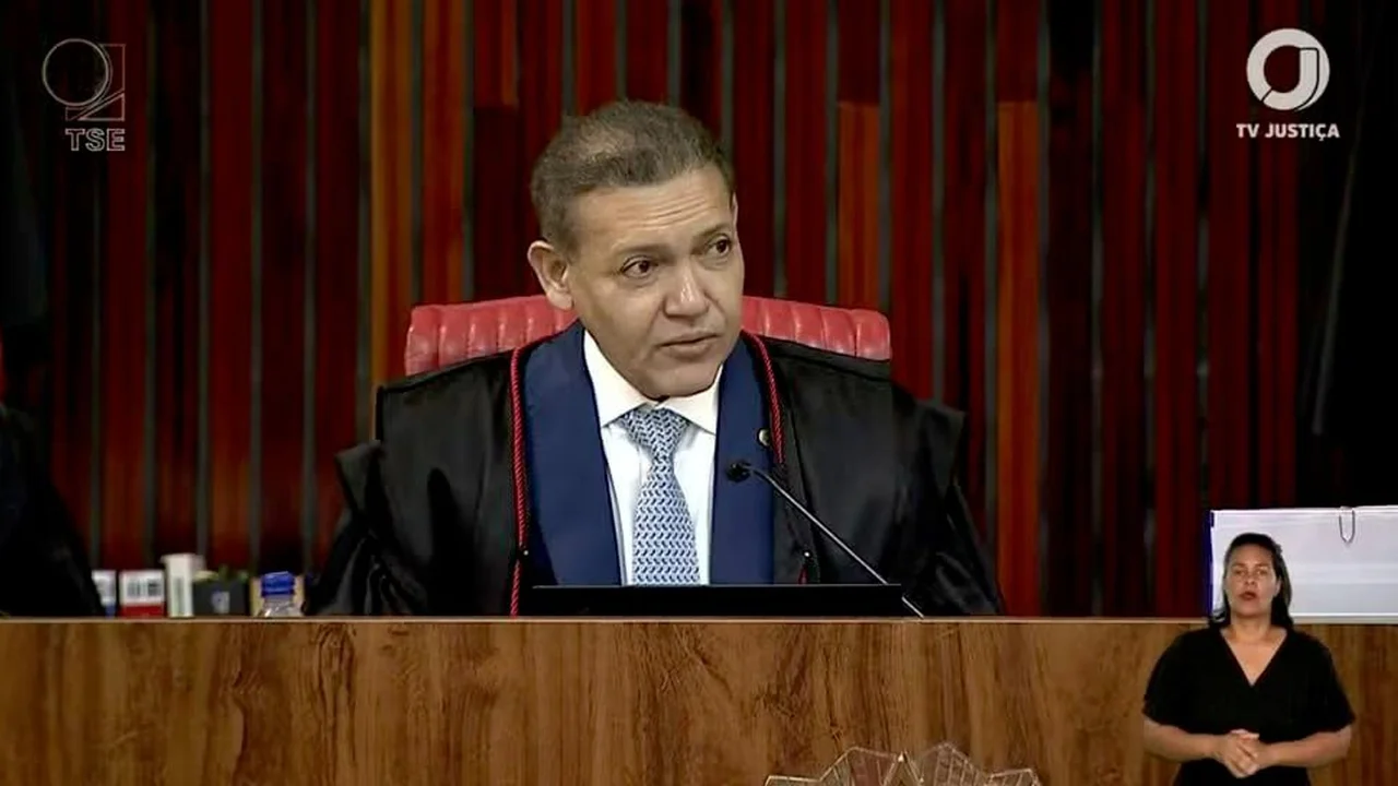 TSE reabre canal 'Exército do Lula' após suspensão de Nunes Marques