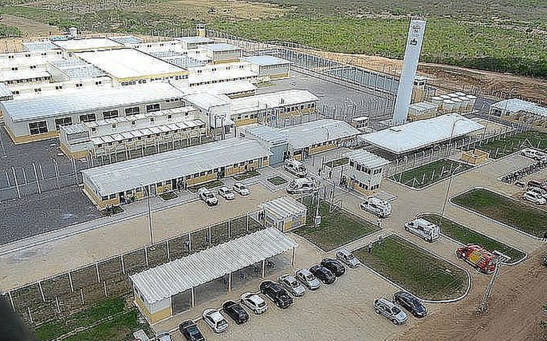 Polícia flagra mulheres tentando entrar com drogas nas unidades prisionais do Estado