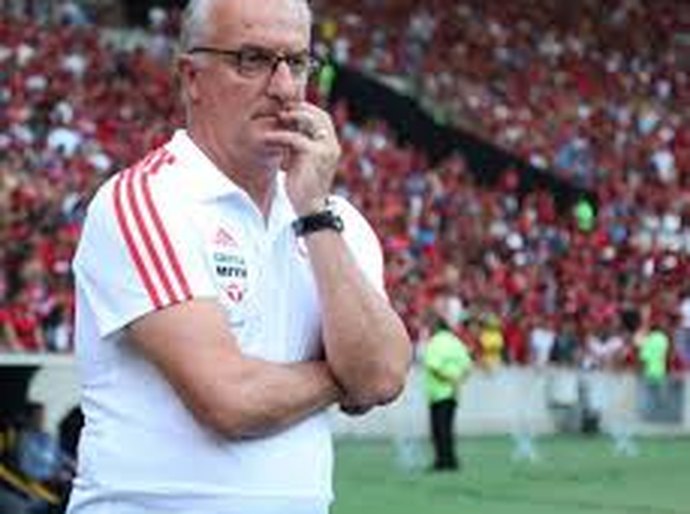 Com anúncio de Vitor Pereira no Flamengo, Dorival Jr. segue cotado para assumir a seleção
