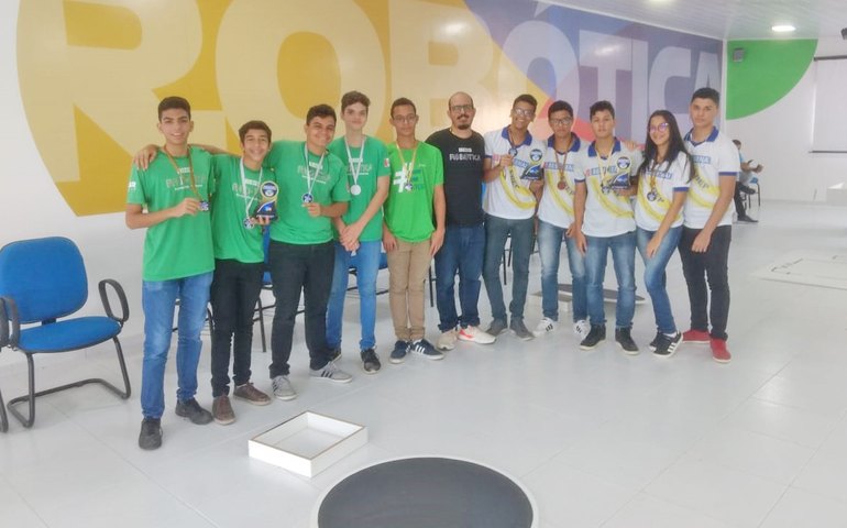 Escolas Sesi/Senai dominam o pódio no Alagoano de Robótica