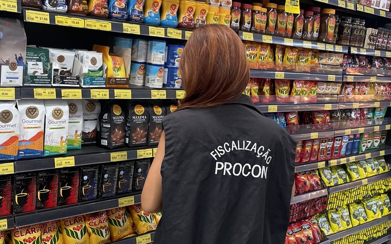 Procon Maceió divulga pesquisa com itens da cesta básica