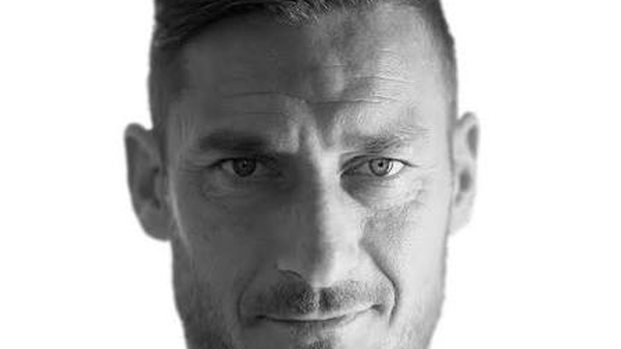 Ídolo da Roma, Totti troca futebol pelo basquete e terá salário milionário em novo clube; entenda