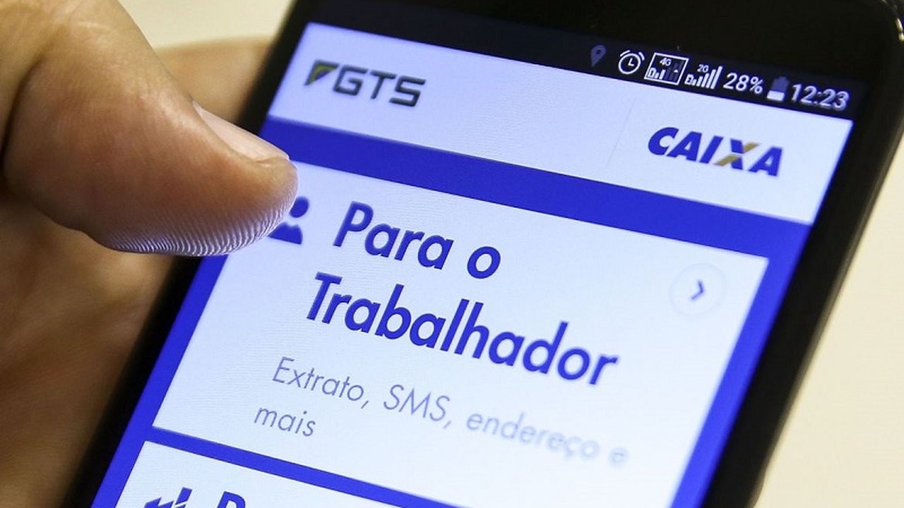 Trabalhadores terão nova chance de solicitar saque emergencial do FGTS