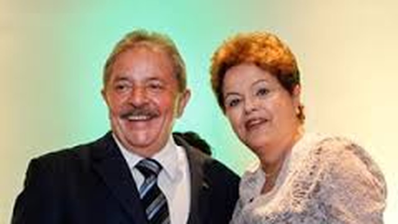 Dilma e Lula se reúnem para falar de reforma ministerial