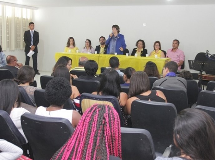 Seduc fortalece debate sobre suicídio entre a comunidade escolar