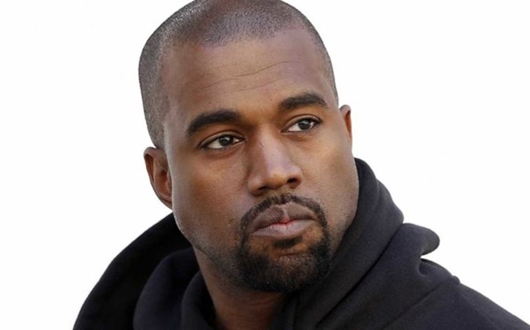 Kanye West lança &#8216;Donda&#8217;, novo disco com a participação de Jay-Z