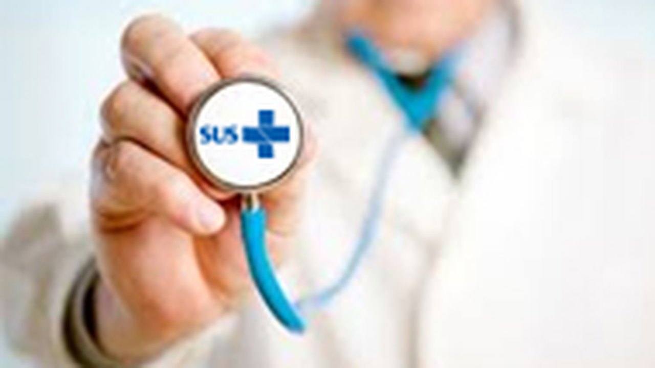 Saúde vai custear 1.048 novas bolsas de residência médica em 2015