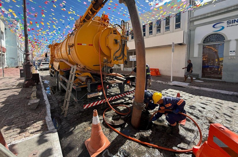 Infraestrutura reforça limpeza e desobstrução de galerias durante os festejos juninos no Jaraguá