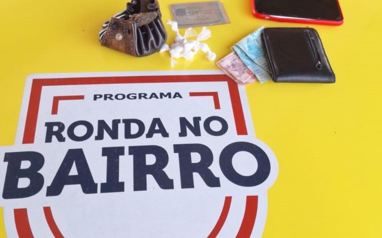 Ronda no Bairro prende homem por tráfico de drogas no Francês