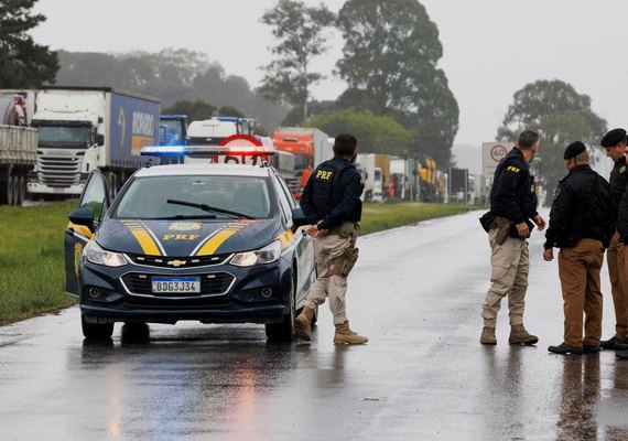 PRF registra um bloqueio parcial em rodovia federal