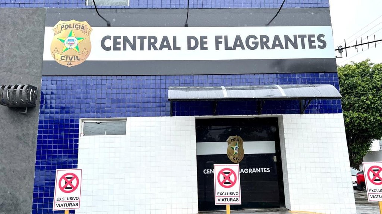 Em Maceió, homem é preso após ameaçar e desacatar policial
