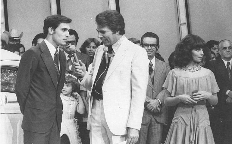 Alckmin participa de homenagem ao 'Programa Silvio Santos' e relembra outras passagens