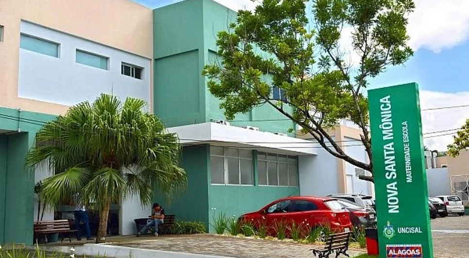 Vídeos divulgados desde maio mostram pacientes acomodadas em corredores, poltronas e espaços improvisados da Santa Mônica. - Foto: Assessoria