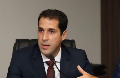 Prefeito nomeia novo secretário de Educação de Maceió