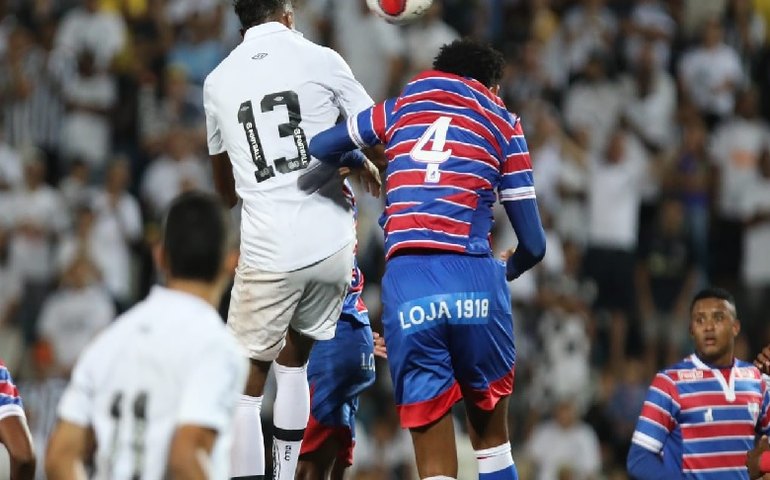 Santos elimina Fortaleza nos acréscimos da Copinha em jogo com quedas de energias