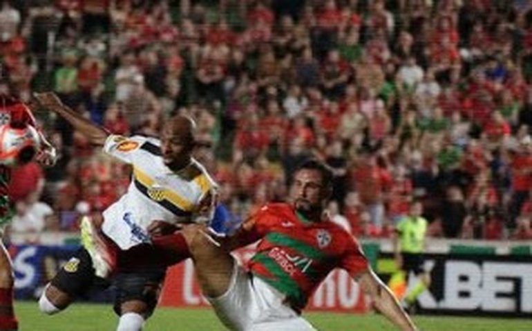 Portuguesa cede o empate para o Novorizontino e frustra despedida do Canindé