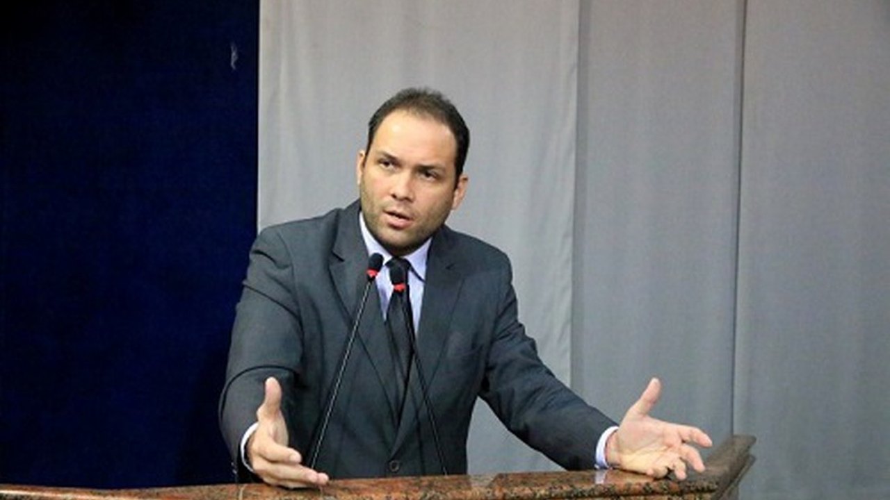 Deputado Dudu Ronalsa entra com Ação Popular para impedir a abertura do Corredor Vera Arruda