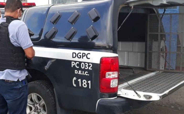 Foragido é preso por policiais civis do 3º Distrito Policial da Capital