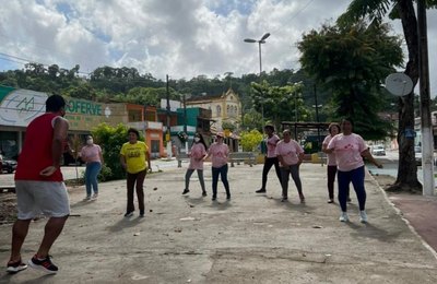 Equipe do eNasf promove atividades alusivas ao Março Lilás em unidade de saúde