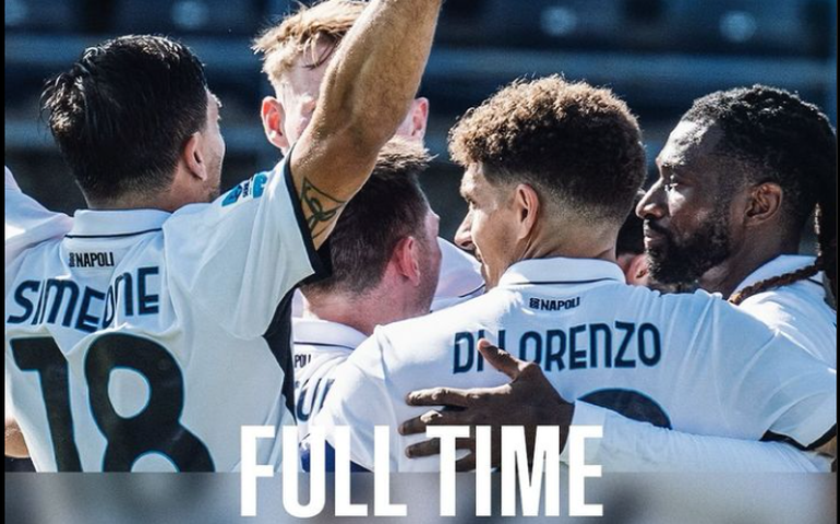 Napoli vence e mantém liderança do Campeonato Italiano; Inter bate Roma e segue em segundo