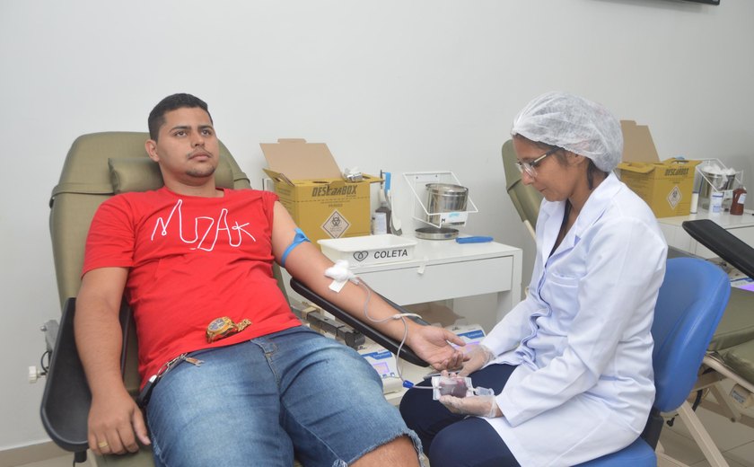 Hemoal celebra o Dia Nacional do Doador de Sangue com ações nesta segunda-feira