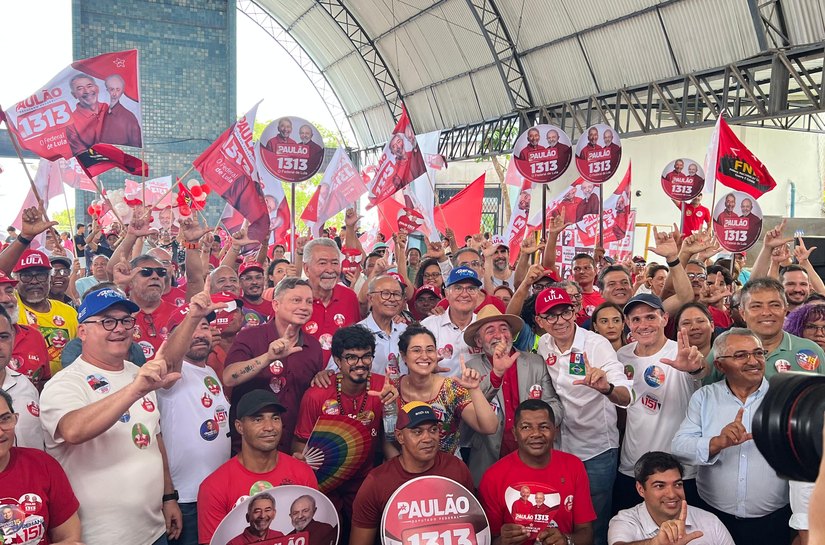 Renan Calheiros participa em Maceió do lançamento da candidatura de Paulão à Câmara Federal