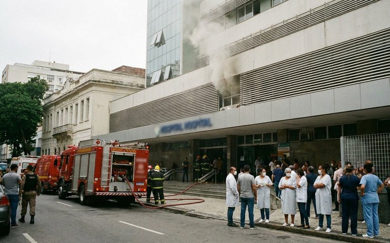 Princípio de incêndio assusta pacientes no Hospital Samaritano, em Botafogo
