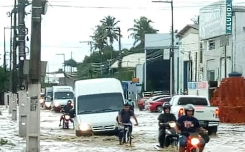 Chuva forte em Arapiraca ultrapassa 127mm e previsão é de mais instabilidade