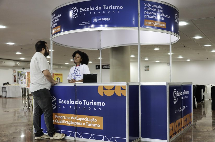 Escola do Turismo: Setur oferta cursos gratuitos de inglês e espanhol em Maceió