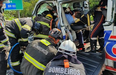 SAMU age rápido em acidente com morte e seis feridos 