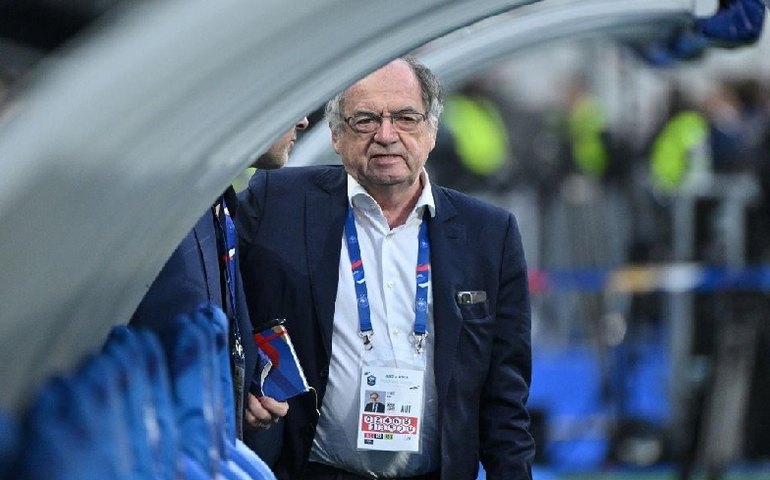 Presidente da Federação Francesa renuncia após acusação de assédio sexual e moral