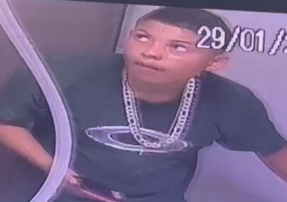 Acusado de furto ousado de jóias em shopping morre em troca de tiros