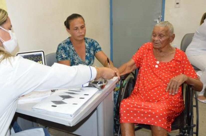 Sesau participa de reunião para avaliação das redes de atenção