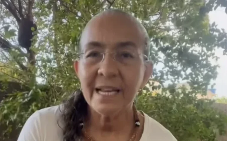 Heloísa Helena denuncia “consórcio da safadeza” e pressiona Congresso por CPMI do Banco Master