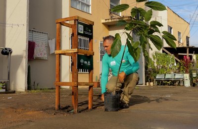 Um mês após o lançamento, Calçada Verde já atendeu nove bairros de Maceió