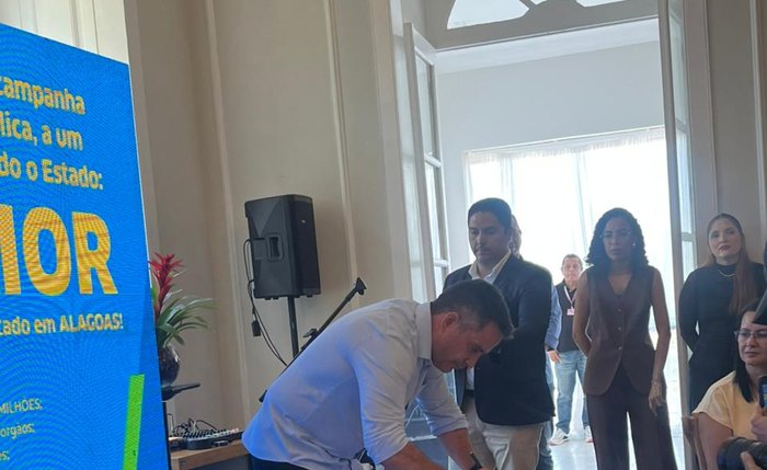 O governador Paulo Dantas (MDB) nomeou, nesta terça-feira, 28, os aprovados no concurso da Saúde de 2002