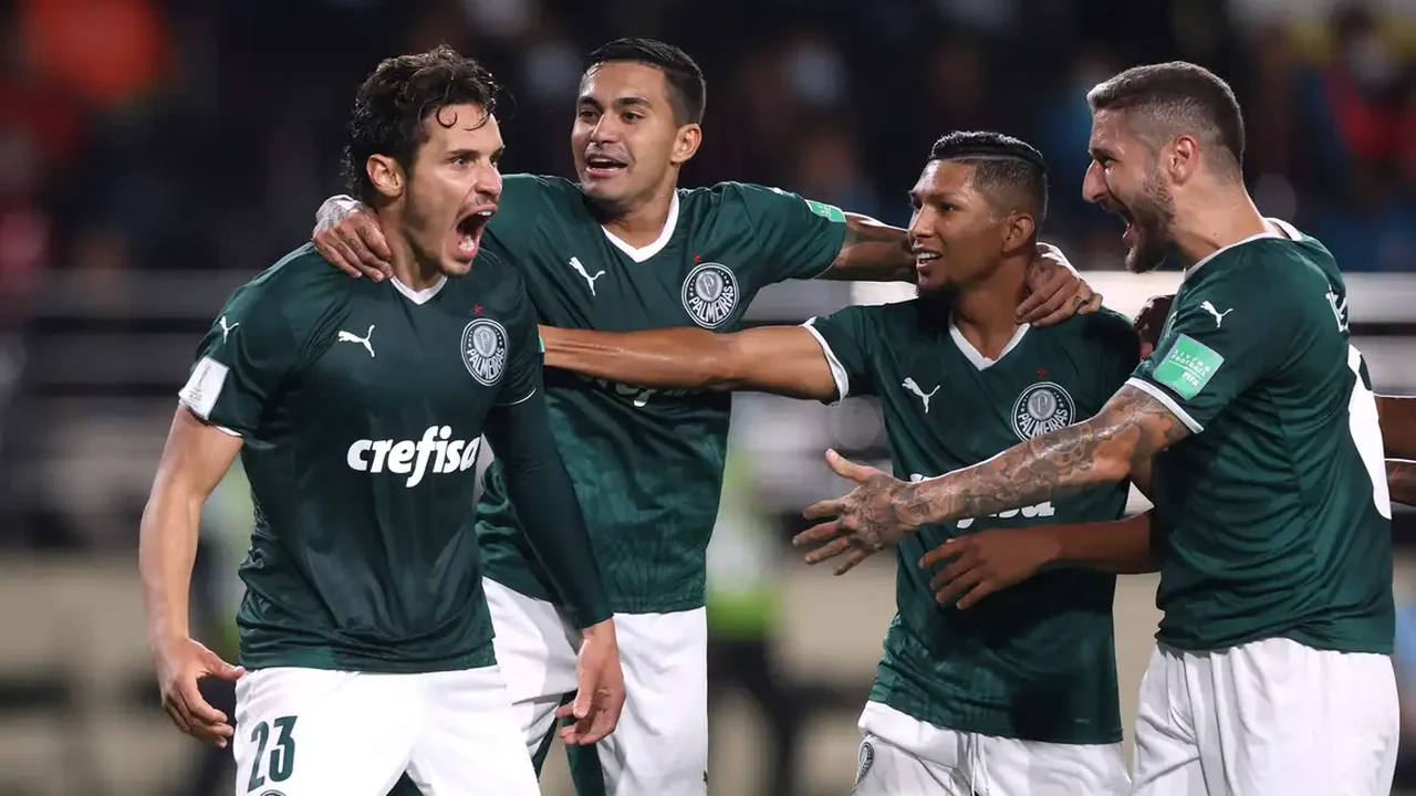 Elenco do Palmeiras se reapresenta com reforços para exames e testes