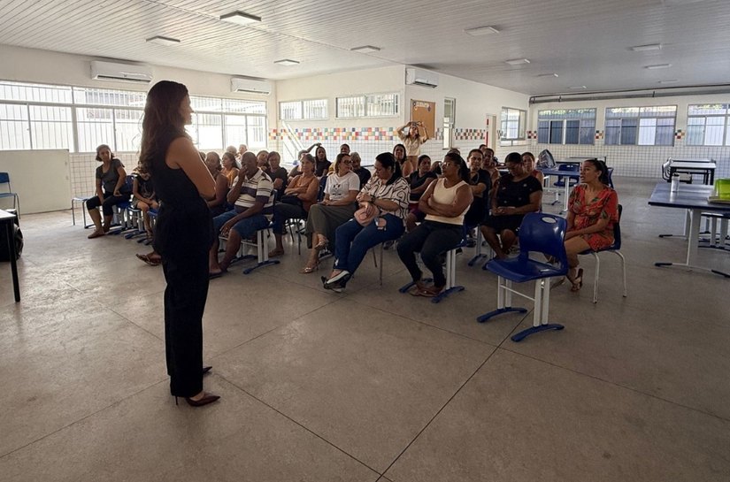 “Diálogo com as famílias é o melhor caminho”, afirma juíza Nathálya Ataide em palestra do Cidadania