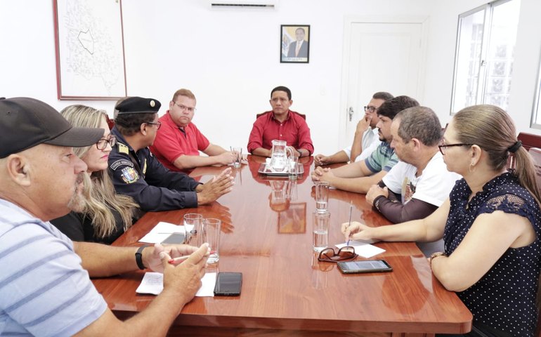 Equipes da prefeitura se preparam para Operação Natal e Ano Novo