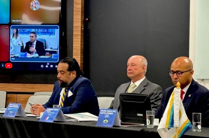 TCE/AL marca presença na celebração dos 90 anos do TCE-RS
