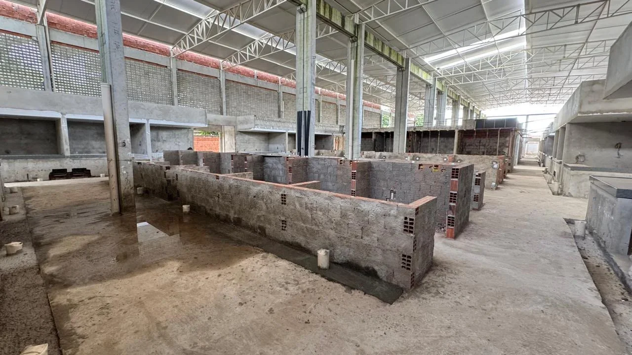 Mercado “inaugurado' por JHC ganha novo aditivo e obra é prorrogada até 2027